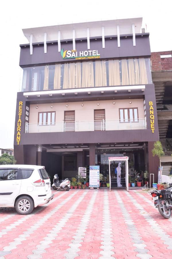 Shri Sai Hotel Āzamgarh Dış mekan fotoğraf